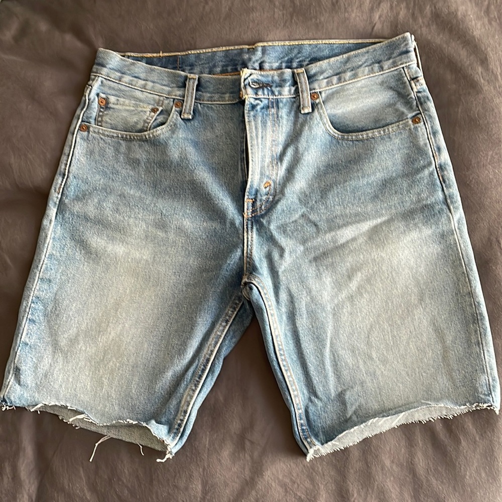 502 Levi’s cut off denim shorts